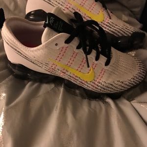 Nike Vapormax size 7 youth